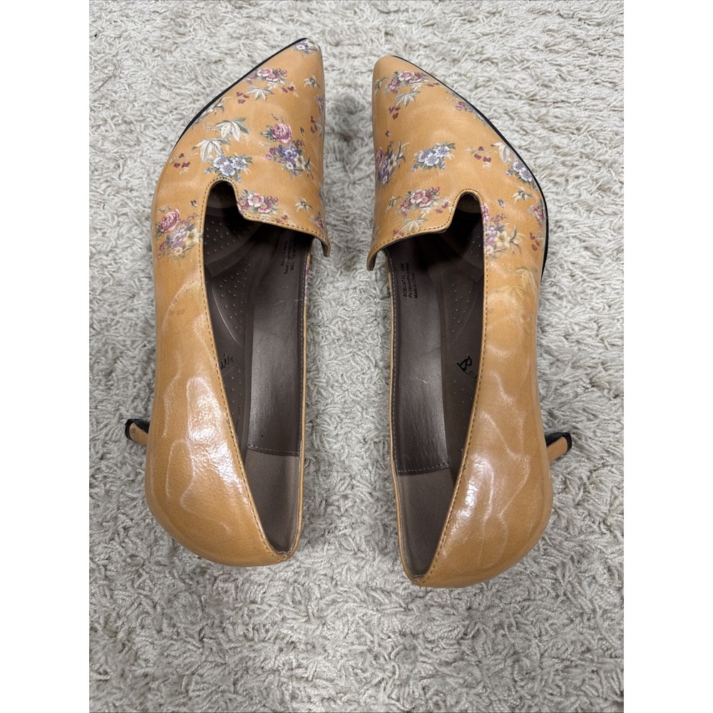 Bellini Gold Bobcat Floral Kitten Heel Pumps Women's 12W Shoes Cottage Coquette - Picture 10 of 13